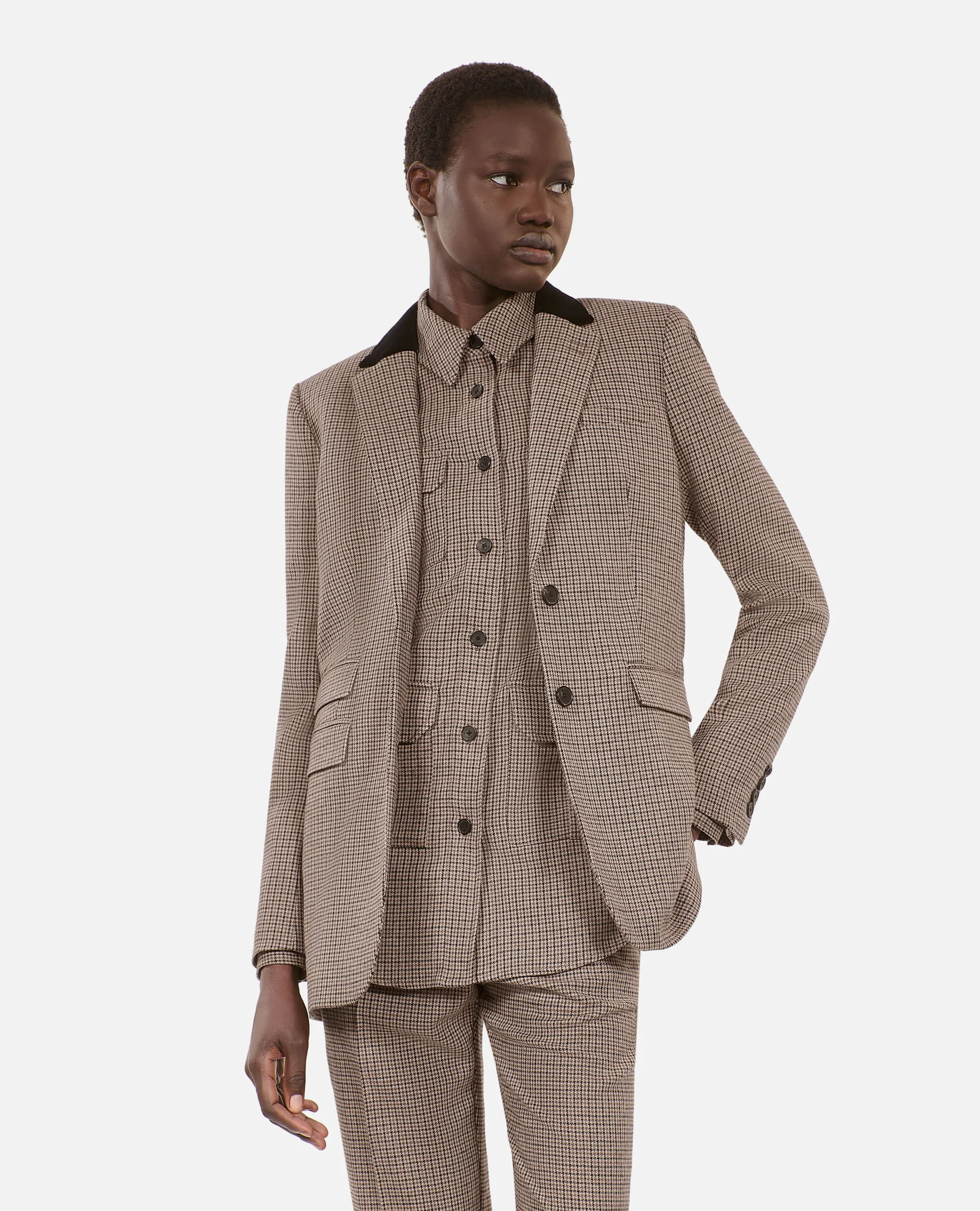 Beige houndstooth suit jacket