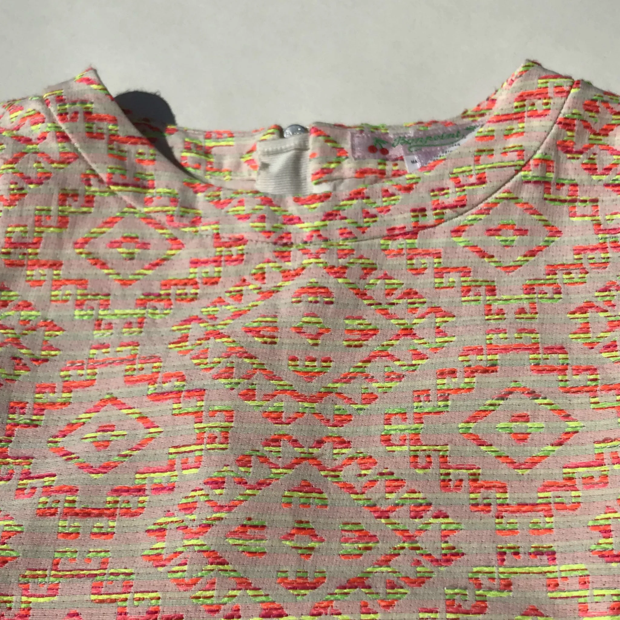 Bonpoint Neon Shell Top: 4 Years