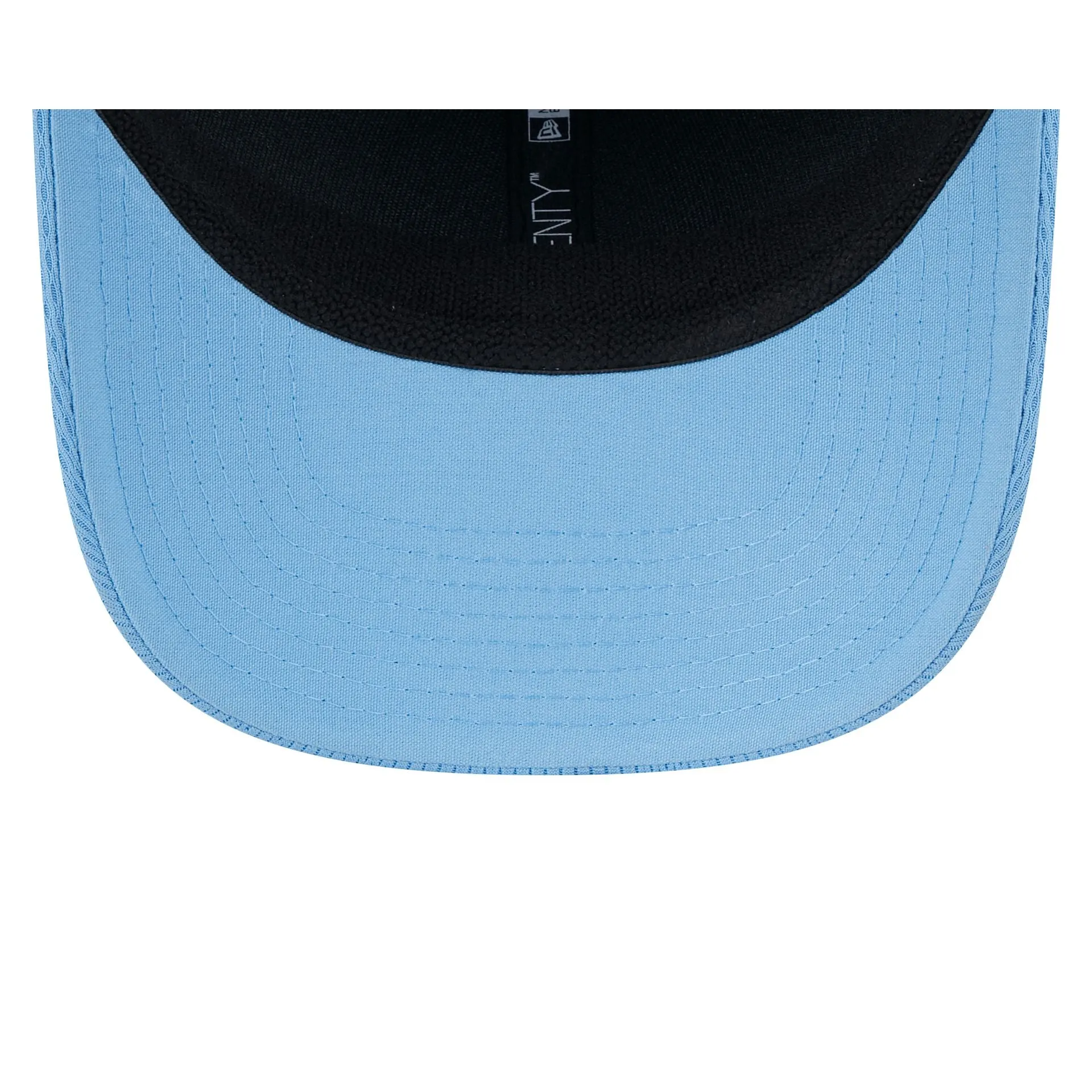 North Carolina University Tar Heels 9SEVENTY Stretch-Snap Hat