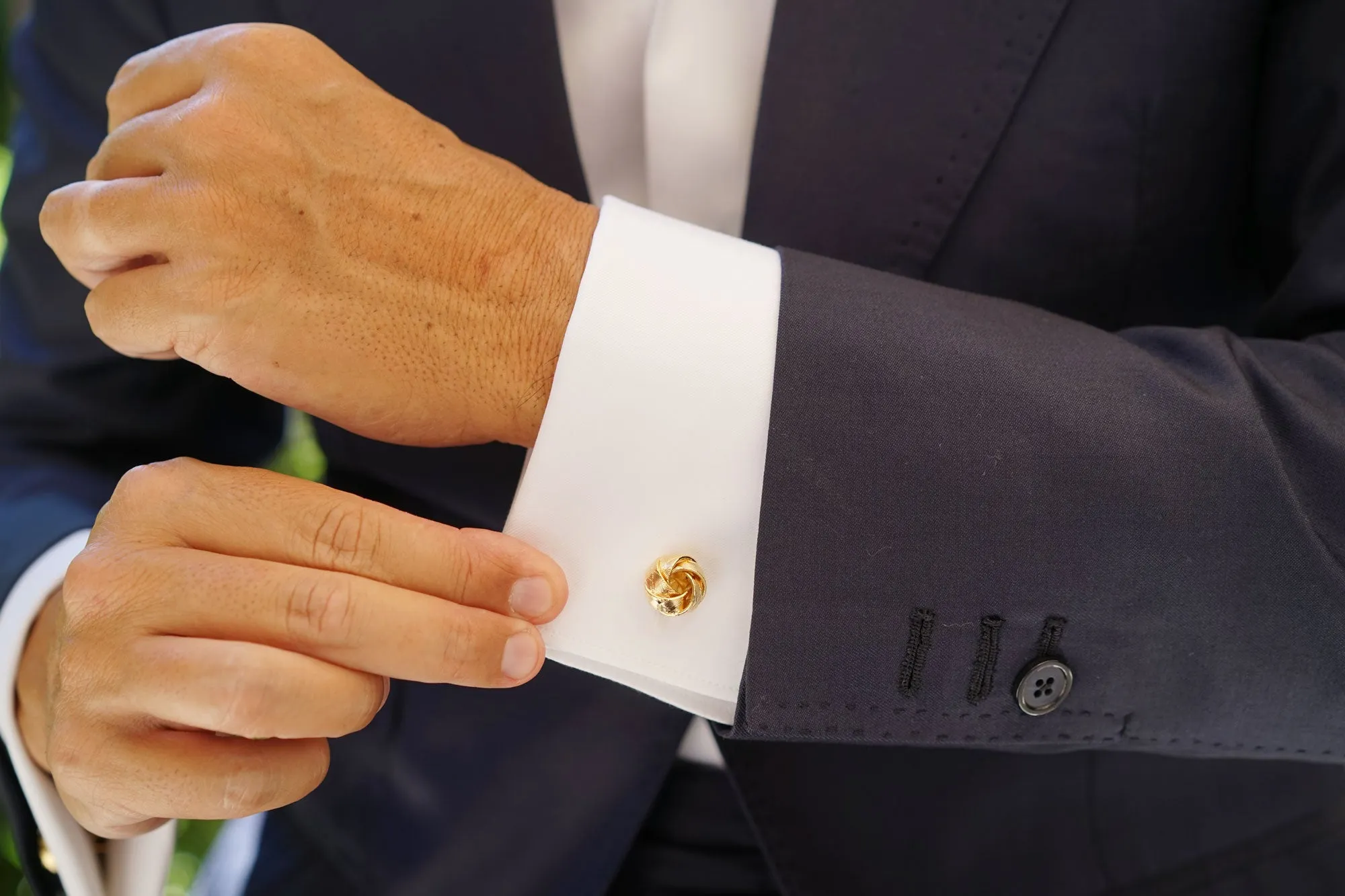 Ribbon Sphere Gold Cufflinks