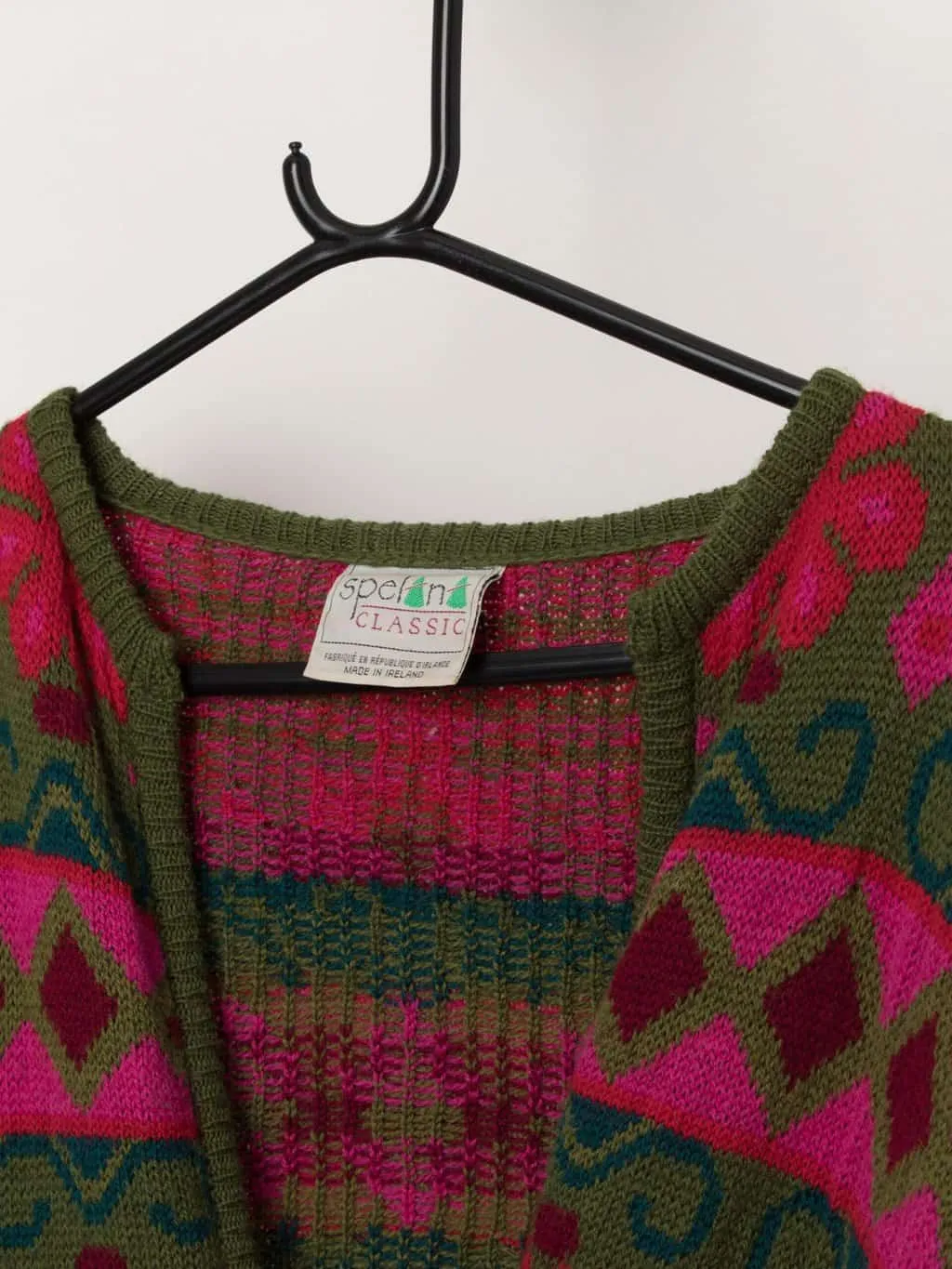 Vintage Irish wool purple cardigan with vibrant pink floral pattern – Medium