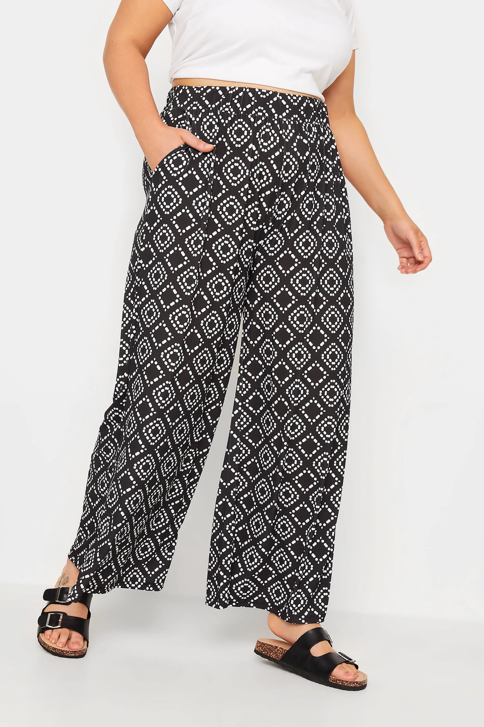 YOURS Curve Black Printed Wide Leg Trouser